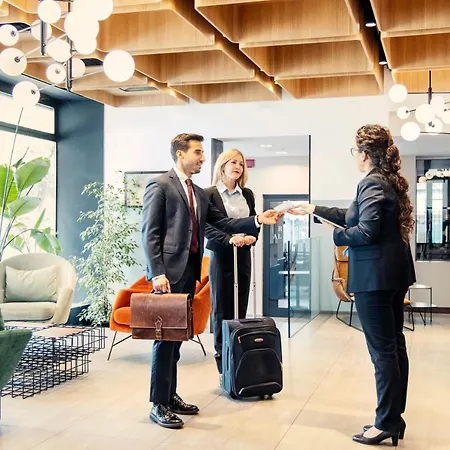 Novotel Centro Hotel 4*