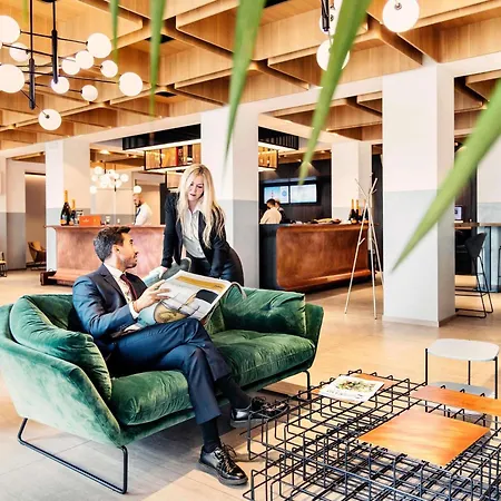 ホテル Novotel Centro 4*