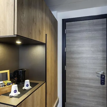 Отель Novotel Centro