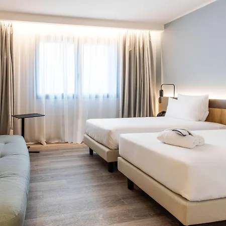 Hotel Novotel Centro 4*