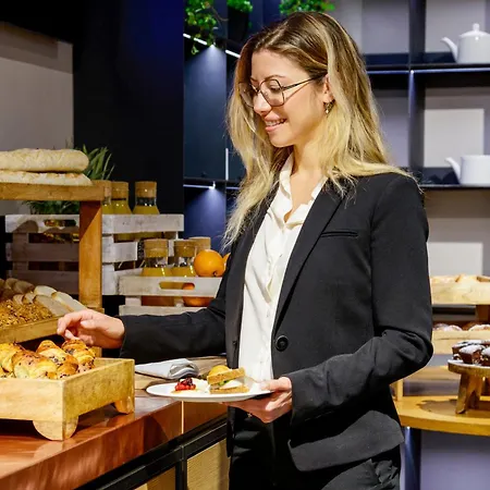 Novotel Centro بارما