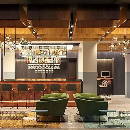 Novotel Centro 4* بارما